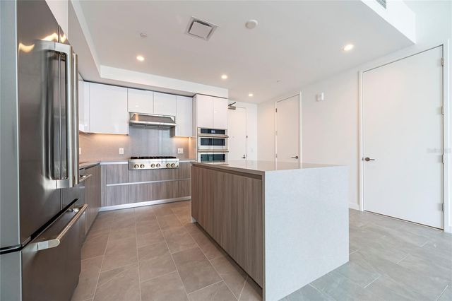 400 CENTRAL AVENUE 1106, St Petersburg, FL 33701