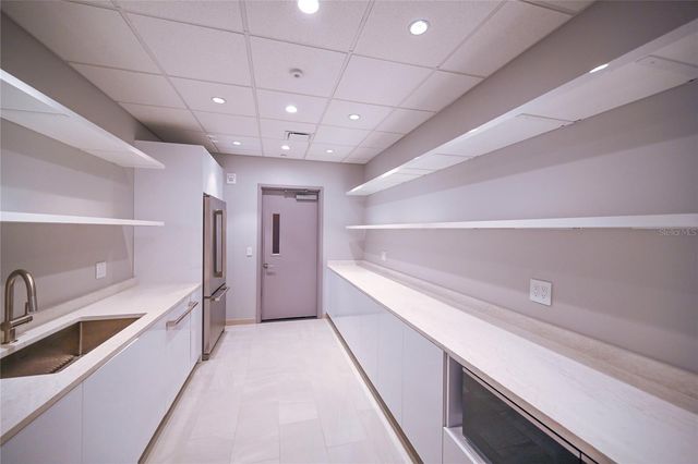 400 CENTRAL AVENUE 1106, St Petersburg, FL 33701