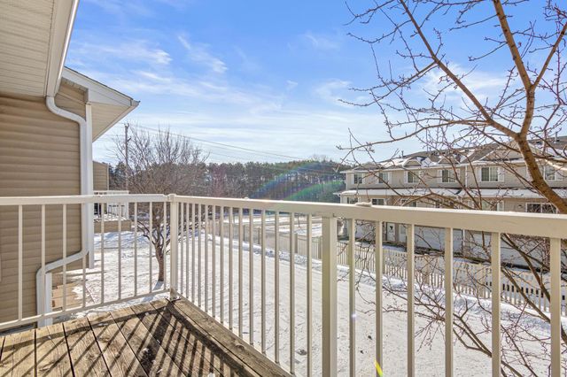 1579 County Road D E C, Maplewood, MN 55109