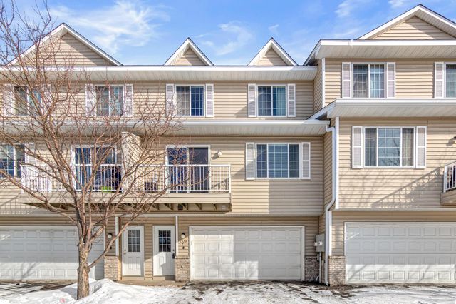 1579 County Road D E C, Maplewood, MN 55109