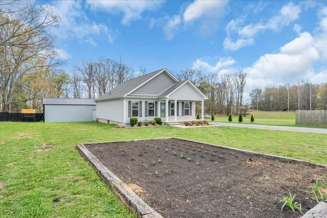 778 Foster Rd, Smithville, TN 37166