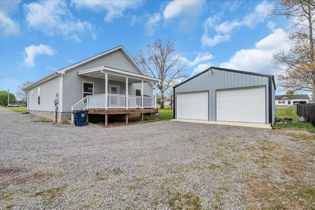 778 Foster Rd, Smithville, TN 37166