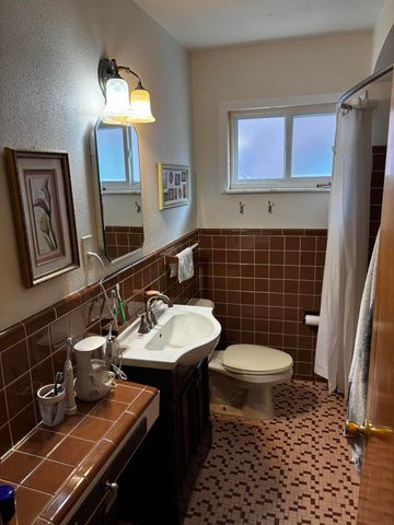 254 Park Drive, Clawson, MI 48017