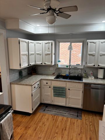 254 Park Drive, Clawson, MI 48017