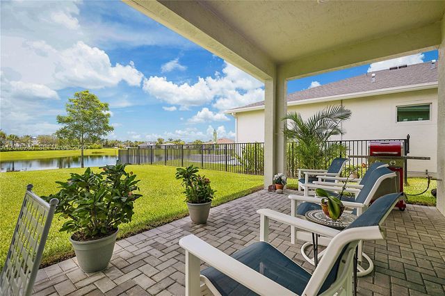 1000 SE Crosswood Way, Port St. Lucie, Port St Lucie, FL 34984
