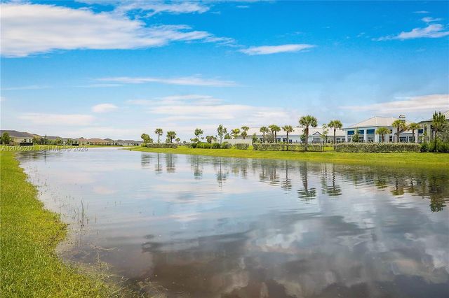 1000 SE Crosswood Way, Port St. Lucie, Port St Lucie, FL 34984