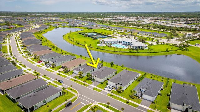 1000 SE Crosswood Way, Port St. Lucie, Port St Lucie, FL 34984