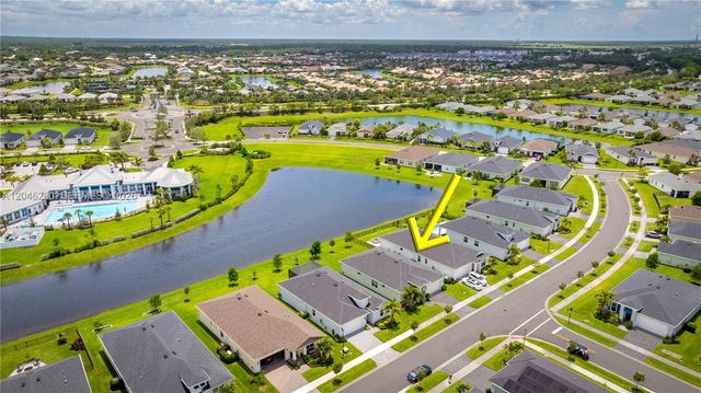 1000 SE Crosswood Way, Port St. Lucie, Port St Lucie, FL 34984