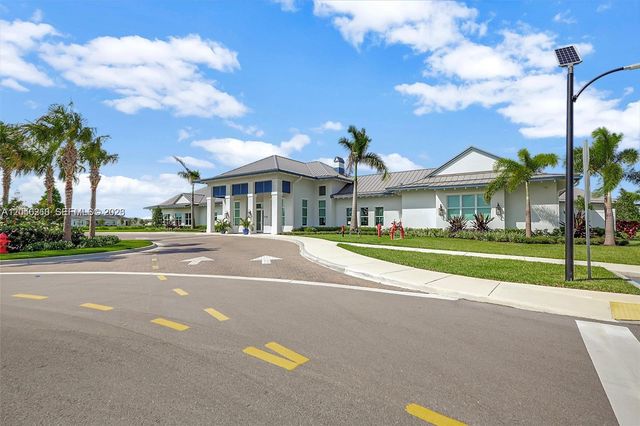 1000 SE Crosswood Way, Port St. Lucie, Port St Lucie, FL 34984