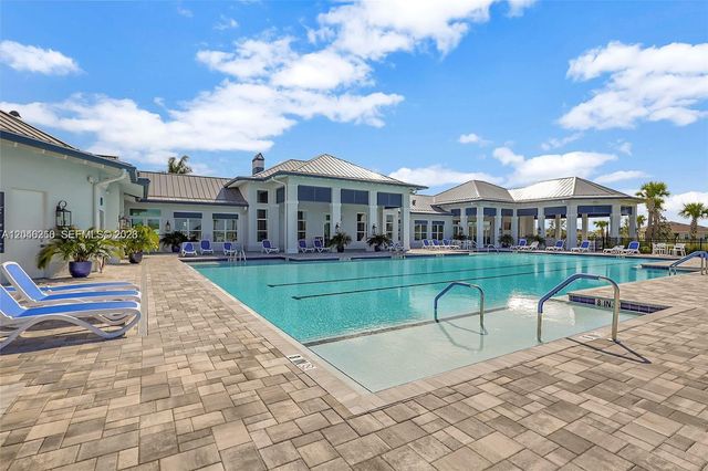 1000 SE Crosswood Way, Port St. Lucie, Port St Lucie, FL 34984