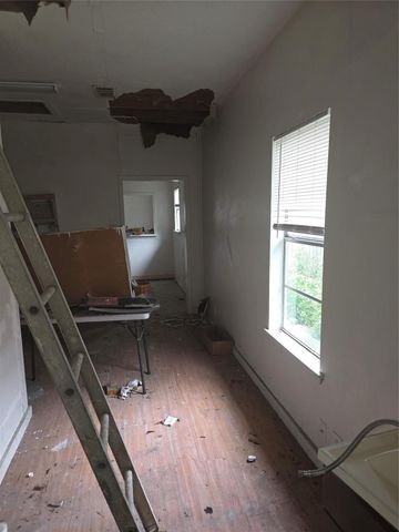 5213 Lindsay Street, Houston, TX 77023