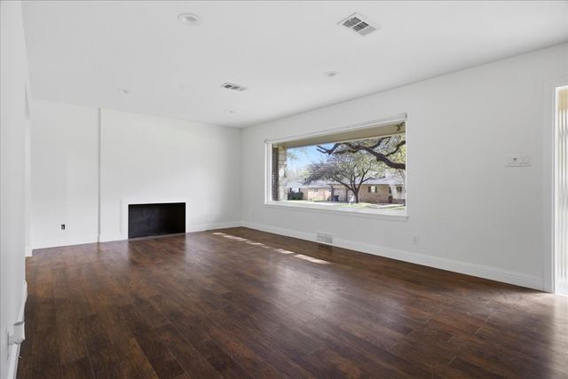 3612 Jeanette Drive, Fort Worth, TX 76109