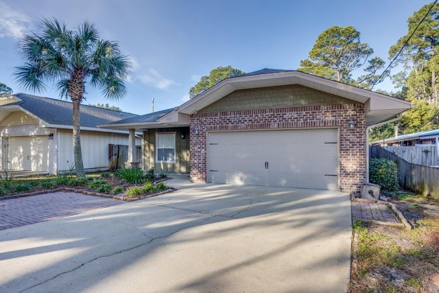 116 SE Alder Avenue, Fort Walton Beach, FL 32548