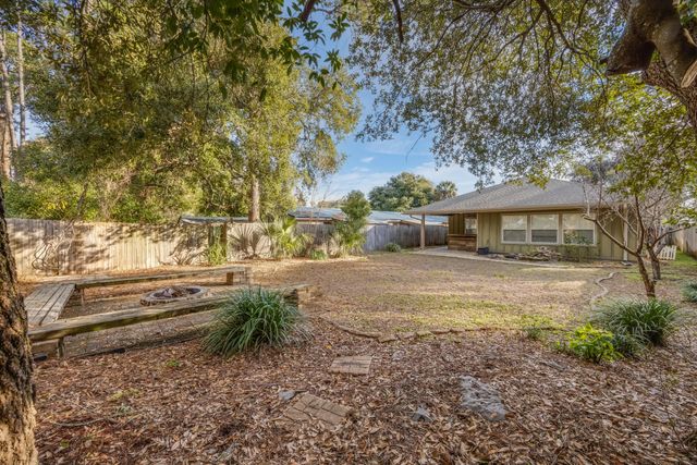 116 SE Alder Avenue, Fort Walton Beach, FL 32548