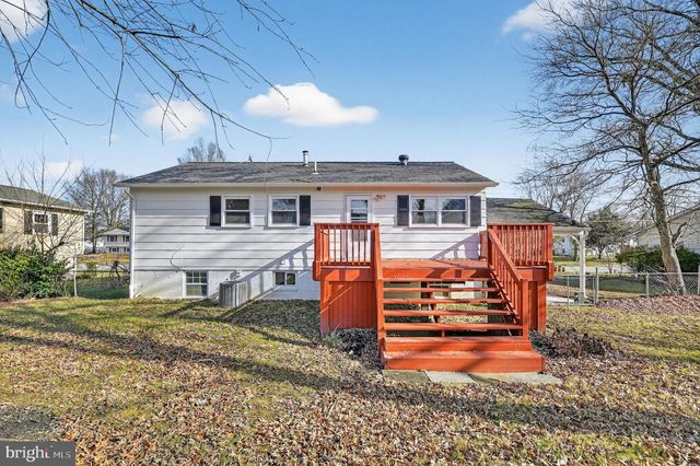 8012 FRYE RD, Alexandria, VA 22309