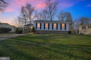 8012 FRYE RD, Alexandria, VA 22309