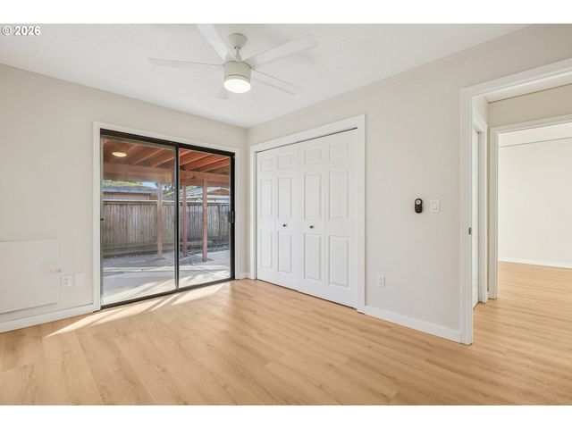 9984 Se AMHERST St, Clackamas, OR 97015