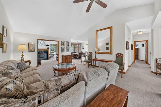 4645 River Pointe Boulevard, Niles, MI 49120