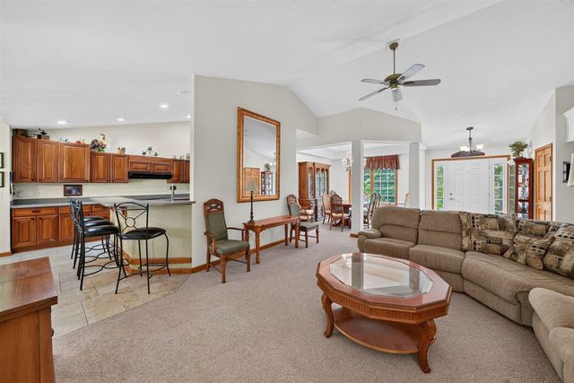 4645 River Pointe Boulevard, Niles, MI 49120