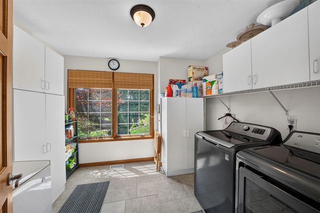4645 River Pointe Boulevard, Niles, MI 49120