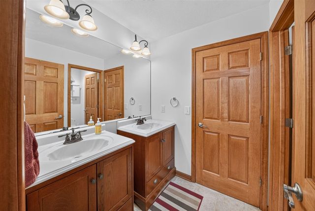 4645 River Pointe Boulevard, Niles, MI 49120