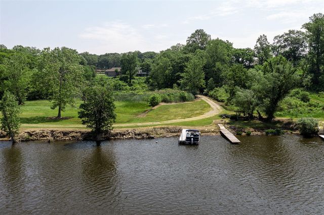 4645 River Pointe Boulevard, Niles, MI 49120
