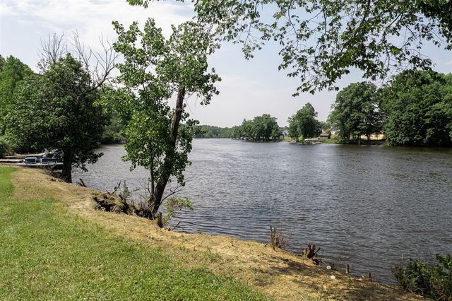 4645 River Pointe Boulevard, Niles, MI 49120