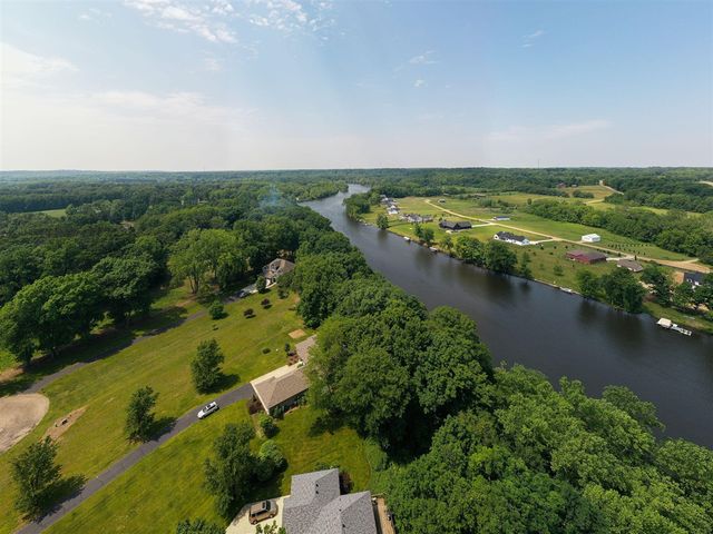 4645 River Pointe Boulevard, Niles, MI 49120