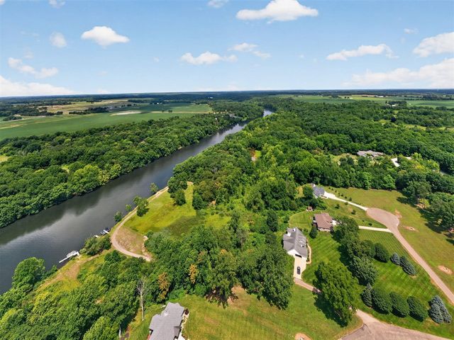 4645 River Pointe Boulevard, Niles, MI 49120