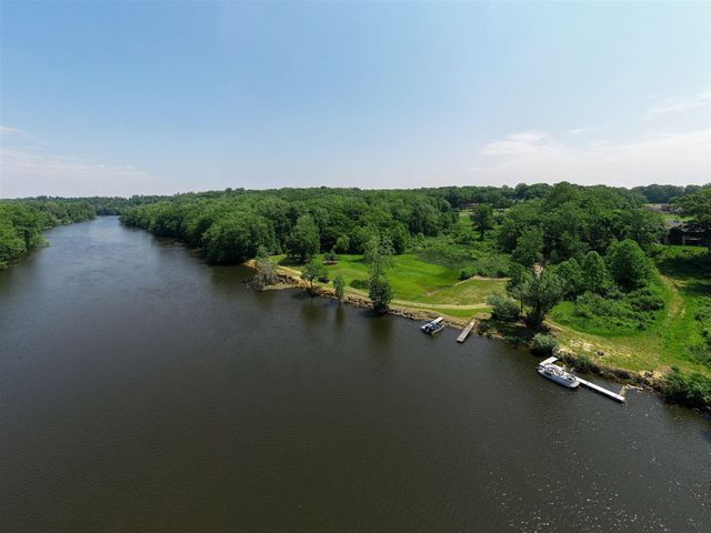 4645 River Pointe Boulevard, Niles, MI 49120