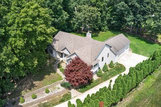 4645 River Pointe Boulevard, Niles, MI 49120