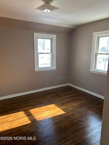 6043 325th Street, Toledo, OH 43611