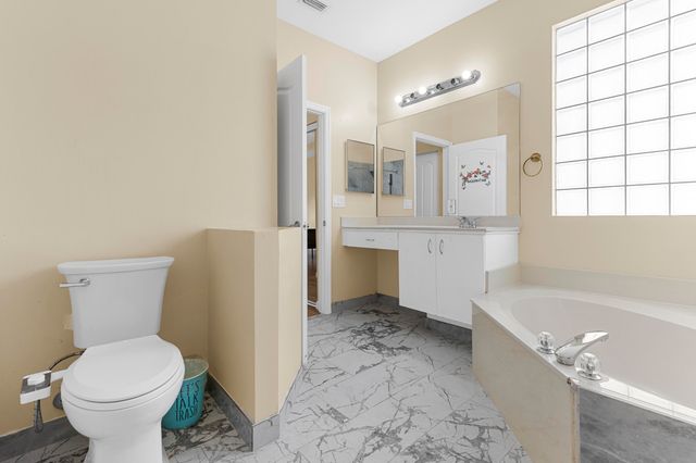 10720 Oak Bend Way, Wellington, FL 33414