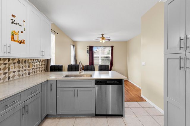 10720 Oak Bend Way, Wellington, FL 33414