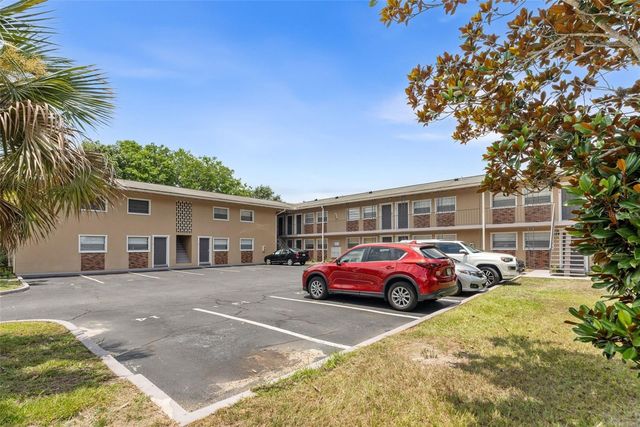 501 NW 15TH AVENUE 11, Gainesville, FL 32601
