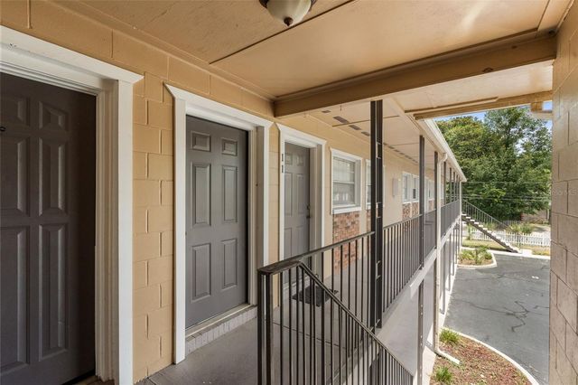 501 NW 15TH AVENUE 11, Gainesville, FL 32601