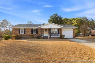 6086 Lexington Drive, Hope Mills, NC 28348