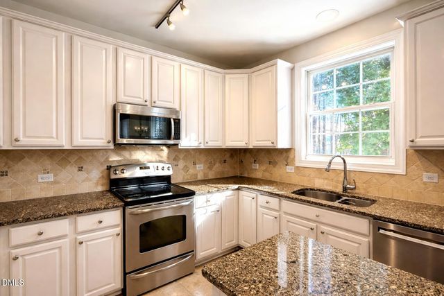 212 Capistrane Drive, Cary, NC 27519