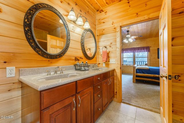 3044 Redtail Road, Sevierville, TN 37862