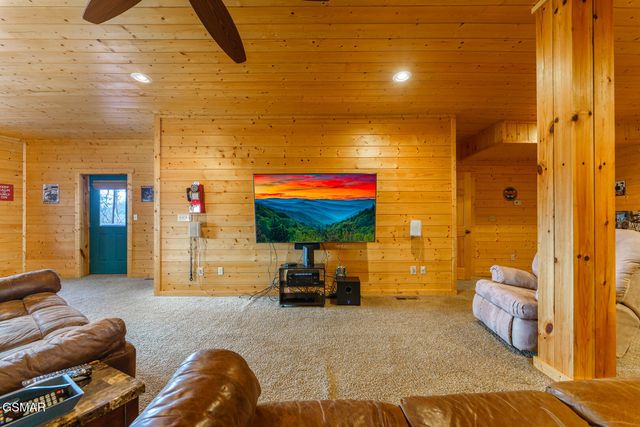 3044 Redtail Road, Sevierville, TN 37862