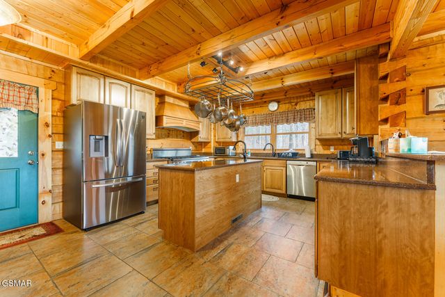 3044 Redtail Road, Sevierville, TN 37862
