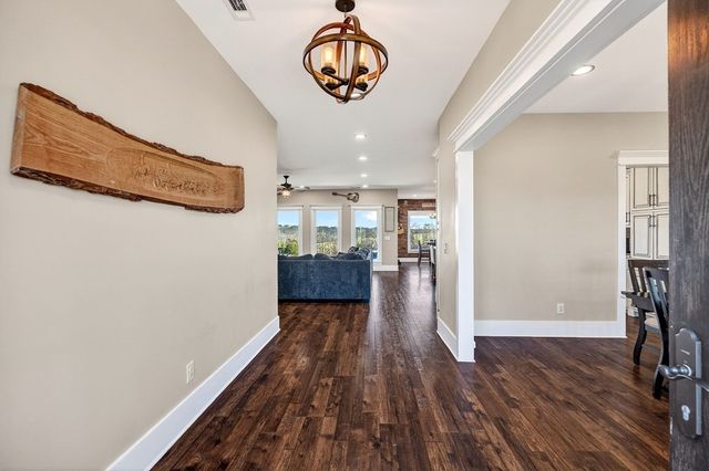 3001 Tulip Ln, Cookeville, TN 38501