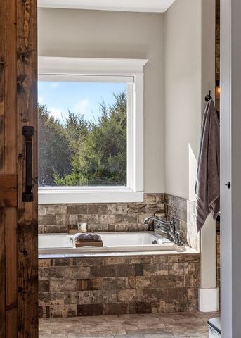 3001 Tulip Ln, Cookeville, TN 38501