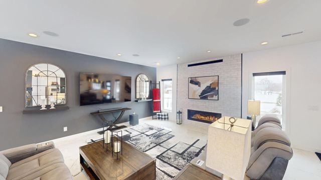 164 Heinig Way, Holmen, WI 54636