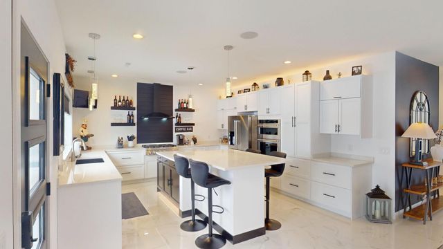 164 Heinig Way, Holmen, WI 54636