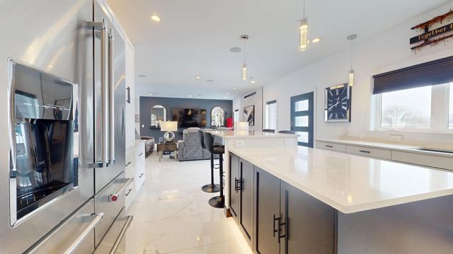 164 Heinig Way, Holmen, WI 54636