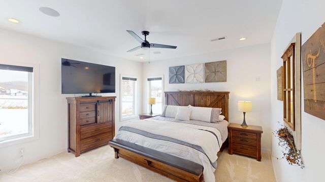 164 Heinig Way, Holmen, WI 54636