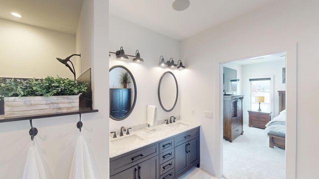 164 Heinig Way, Holmen, WI 54636