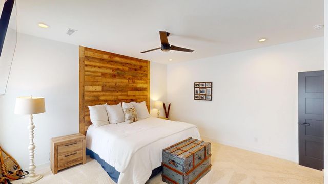 164 Heinig Way, Holmen, WI 54636