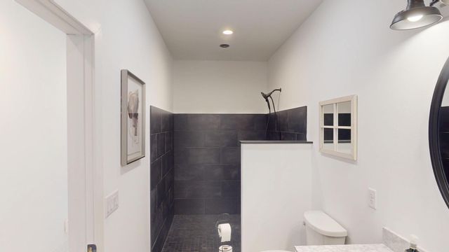 164 Heinig Way, Holmen, WI 54636